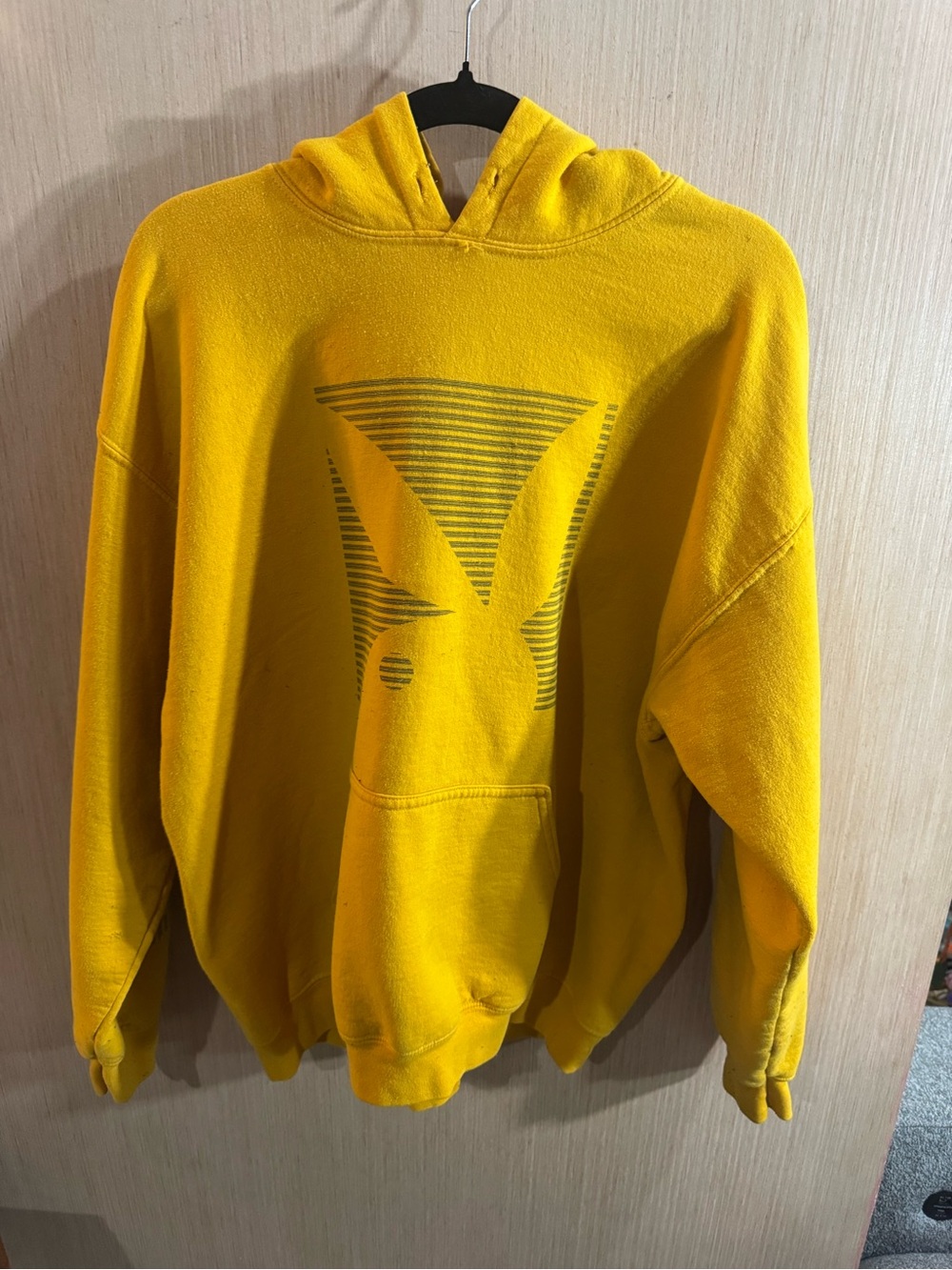 Men’s Vintage Playboy Yellow Graphic Hoodie with Stylized Bunny Logo Size Large